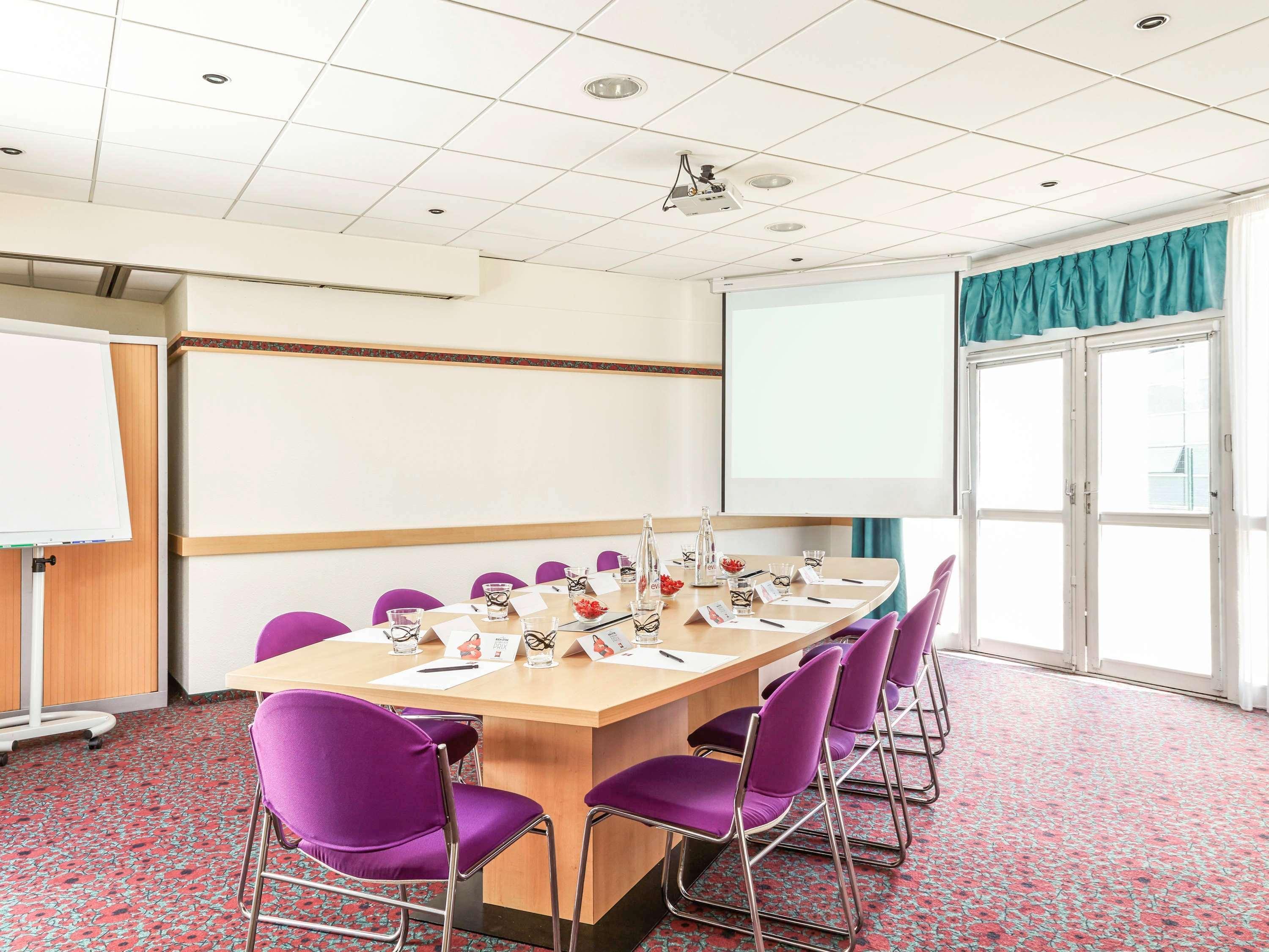Ibis Chartres Ouest Luce Lucé Exterior foto