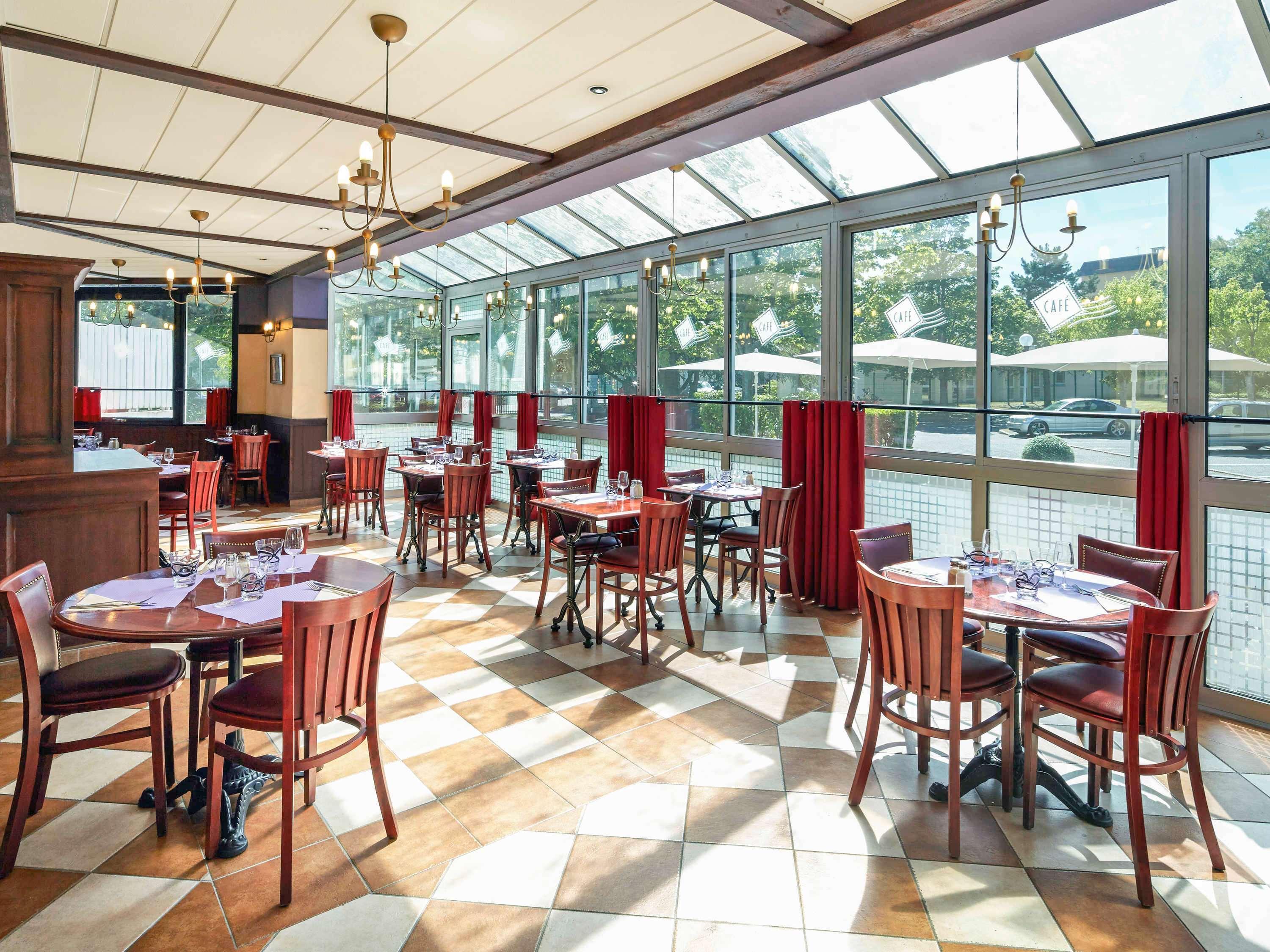 Ibis Chartres Ouest Luce Lucé Exterior foto